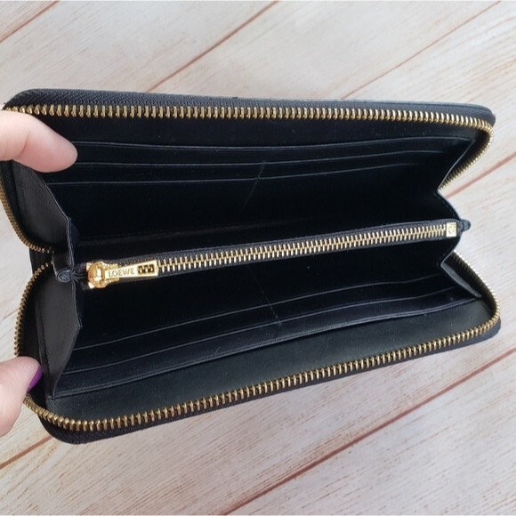 RARE! Loewe Paula's Ibiza Parrot Zip Around Long Leather Wallet - Picture 10 of 16